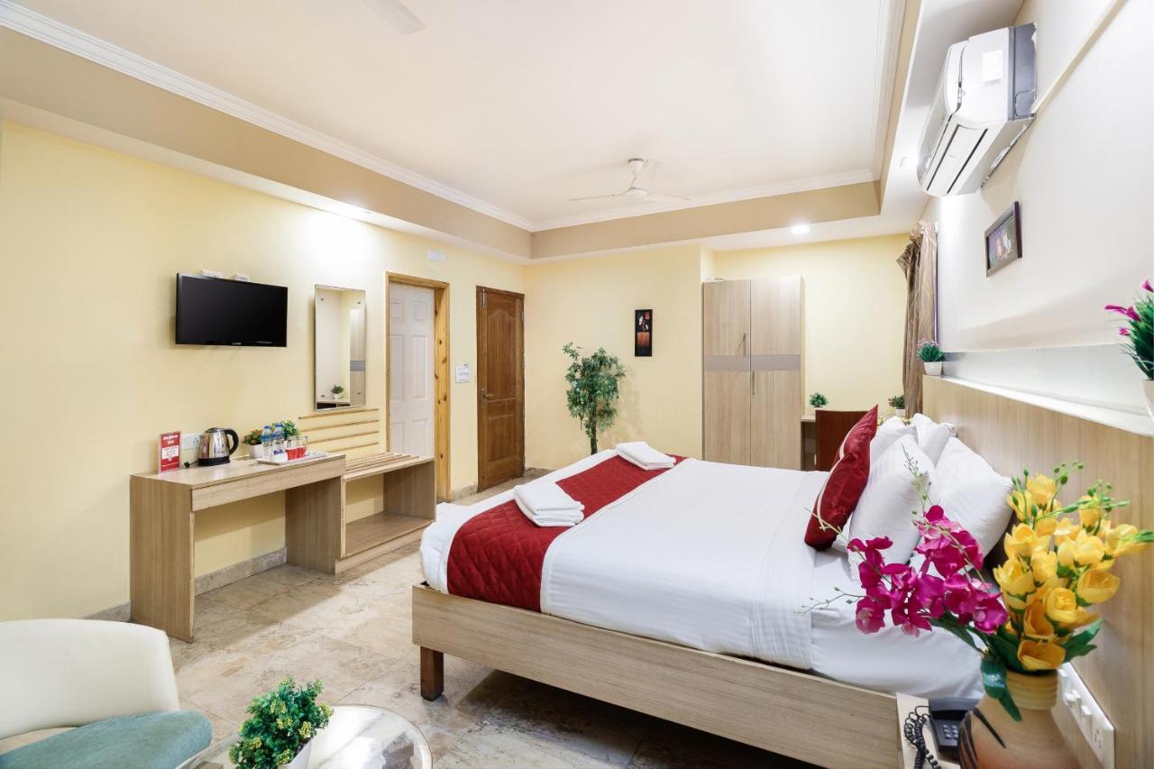 Octave Royal Opera Hotel Bangalore Exterior photo